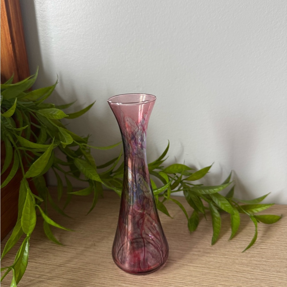Elegant Pink and Purple Glass Vase
